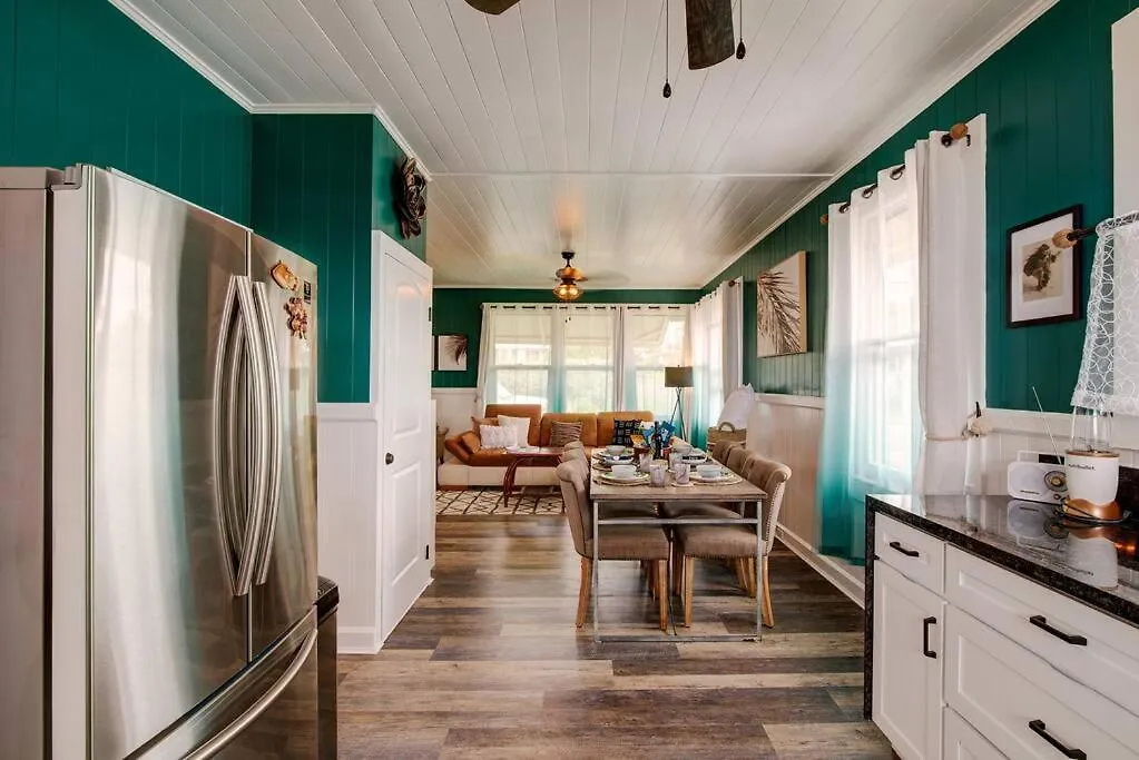 New - Hula House Wac- 3Br- Hilo Town Villa